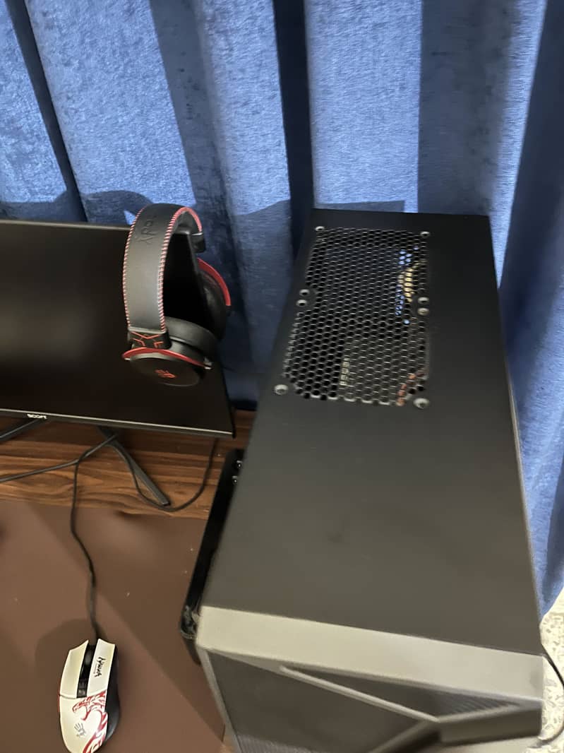 Gaming setup 10