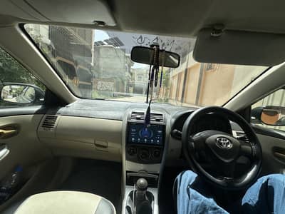 Toyota Corolla GLI 2011