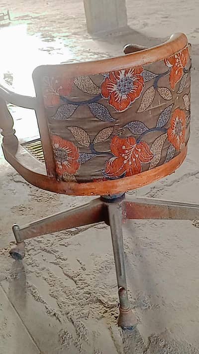 chair