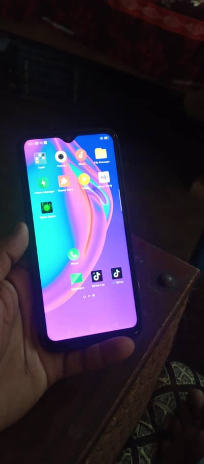 OPPO F5