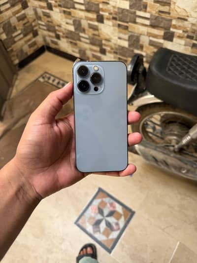 Apple iPhone 13 Pro