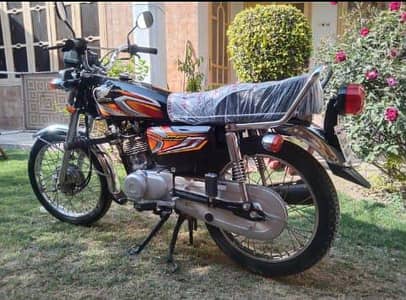 Honda bike 125cc arjan tohar sale.  03287742644