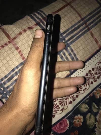 Apple iPhone XR