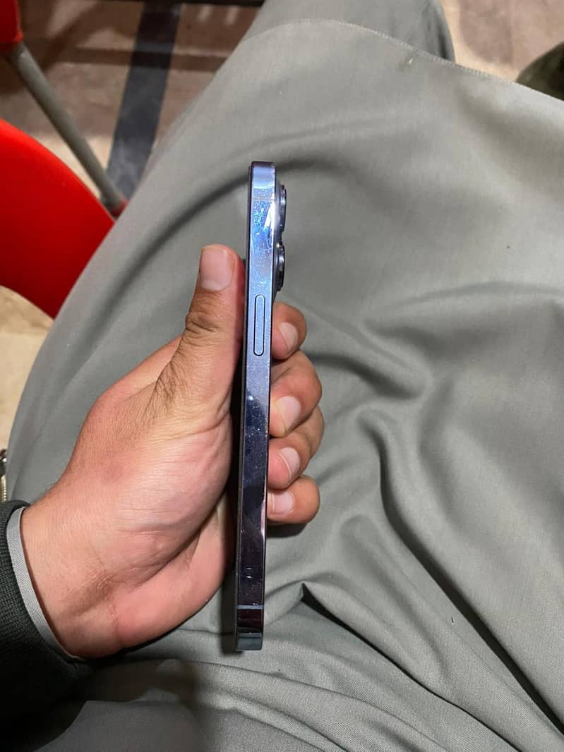 Iphone 13 pro 4