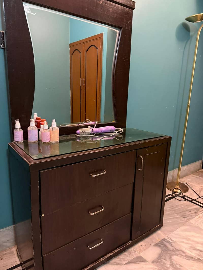 Dressing Table 2