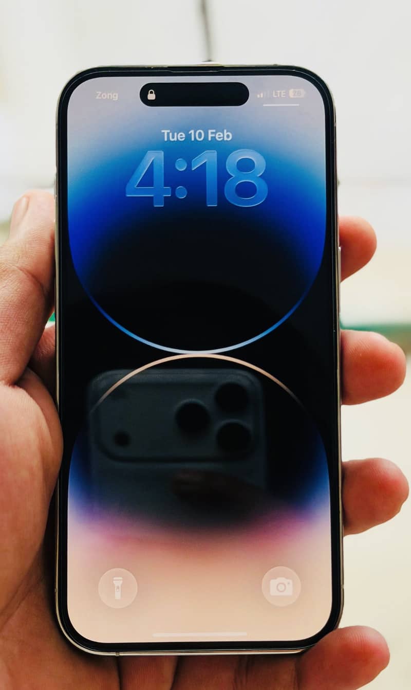 Apple iPhone 14 Pro 1