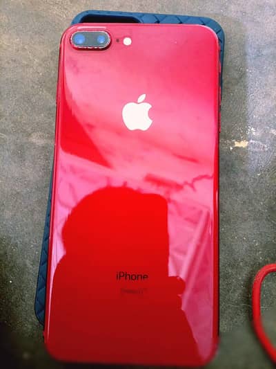 IPHONE 8 PLUS