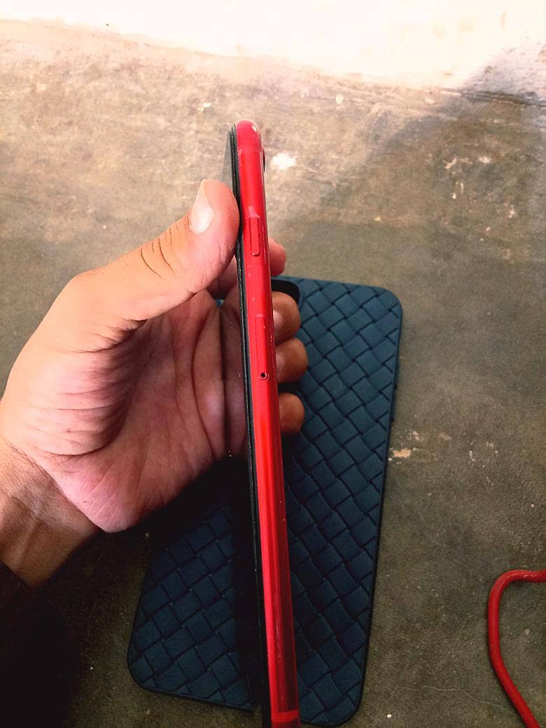 IPHONE 8 PLUS 4