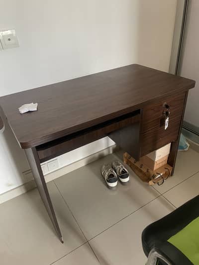 STUDY TABLE