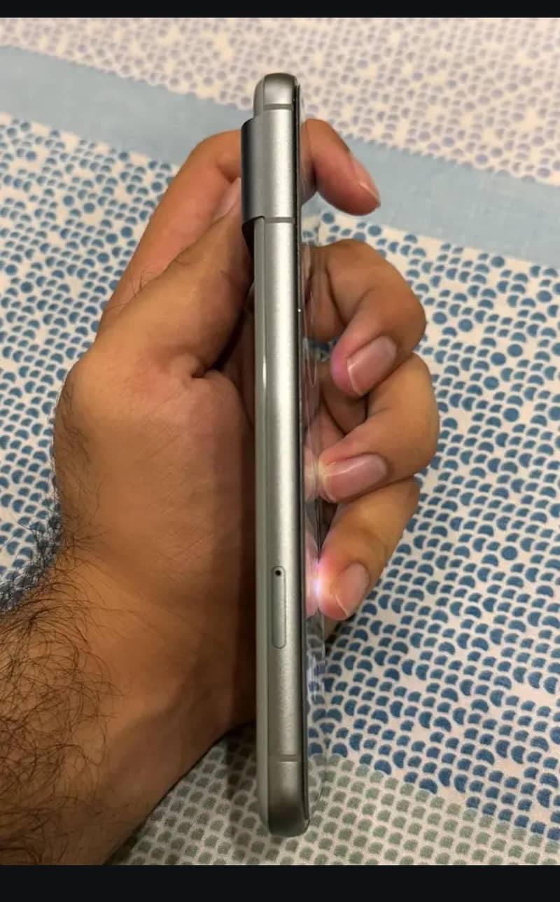 Google Pixel 8 5