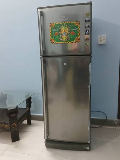 Refrigretor for sale like new one because of not use