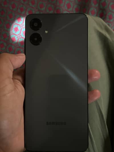 Samsung Mobile A06 4/128 gb box pack condition 10/8