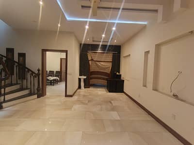 5 Marla full house office use in Johar town.