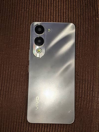 Vivo Y04
