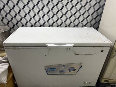 PEL Deep freezer inverter(large size) with 6 months warranty remaining