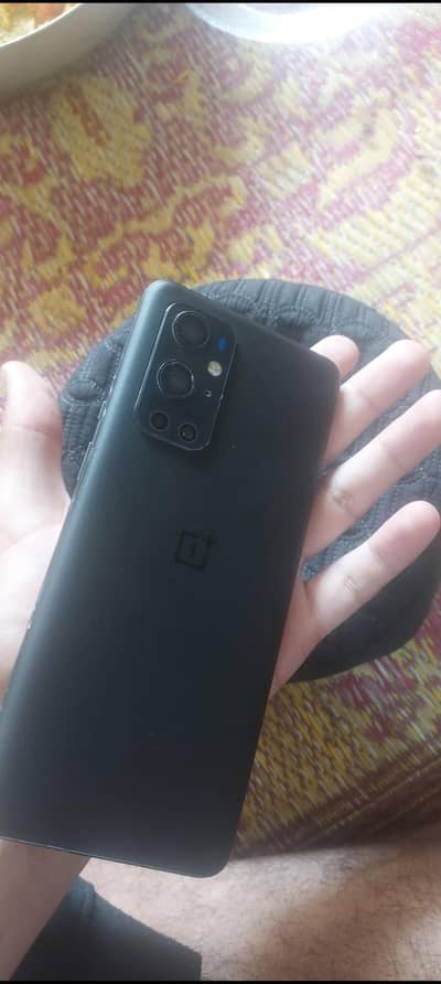 One Plus 9 Pro 5G . . exchange possible