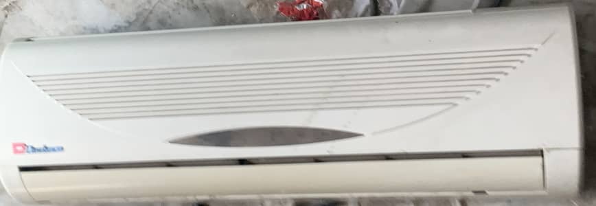Dawlance 1 ton ac working condition