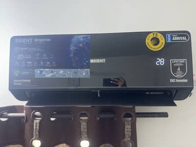 Brand New Orient Megatron Titanium 1-Ton T3 DC Inverter Full Warranty