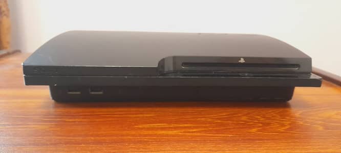 PS3 slim in good condition