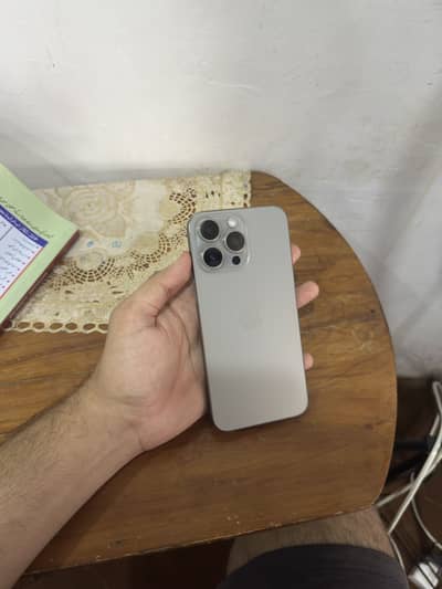 Apple iPhone 15 Pro Max