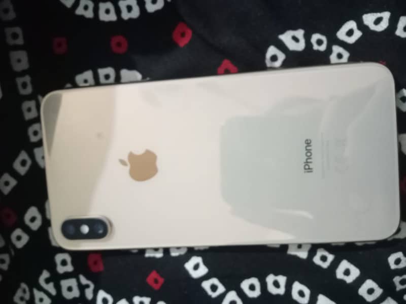 iPhone XS Max 1
