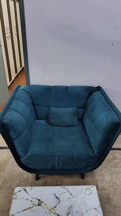 Sofa set and Almirah