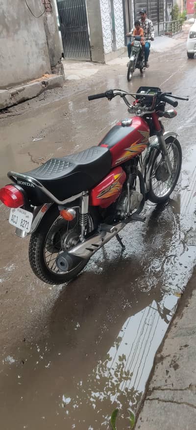 honda 125 lush