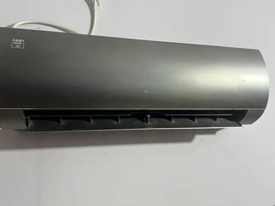 Gree fairy dc inverter 1 ton ac