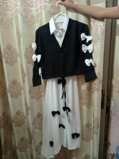 1 dress bilkul new