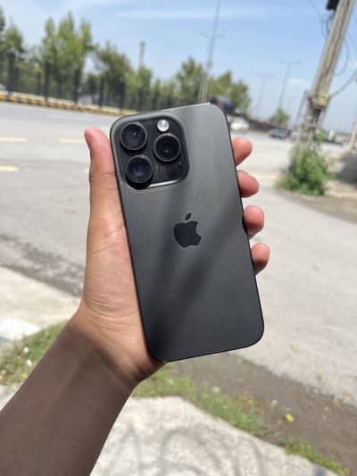 Apple iPhone 15 Pro