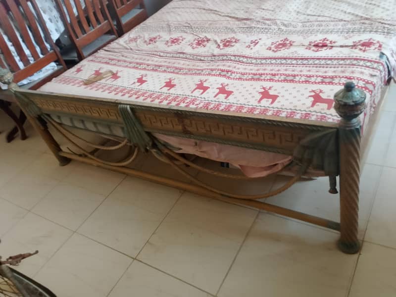 Full Iron bed 1