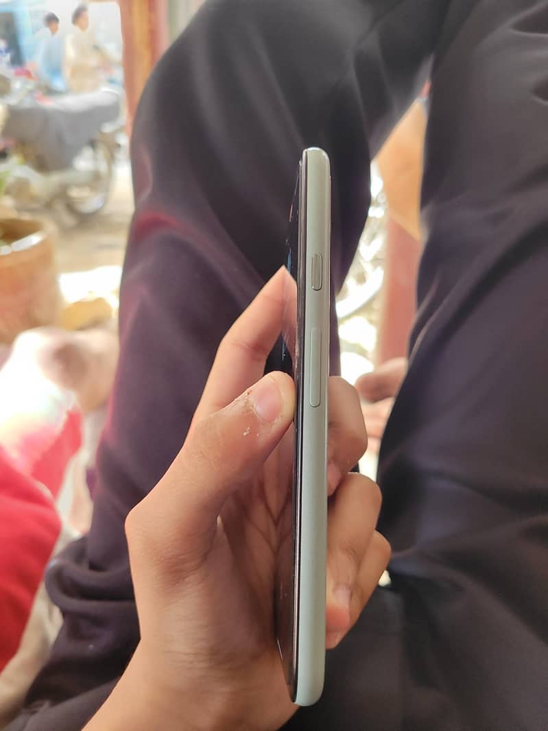 Google Pixel 5 1
