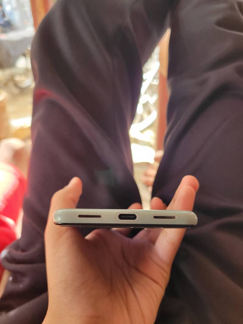 Google Pixel 5 4