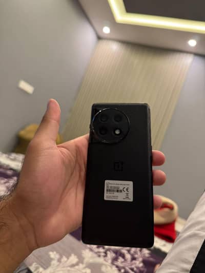 One Plus 11R