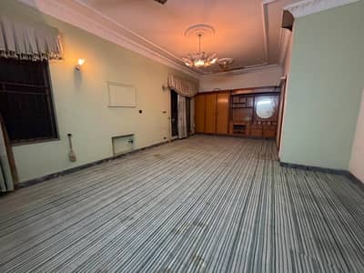 01 KANAL INDEPENDENT UPPER PORTION LOWER LOCKED FOR RENT IN PUNJAB EMPLOYEES COOPERATIVE HOUSING SOCIETY PHASE 3 LAHORE