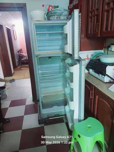 full size used refrigerator  dawlance
