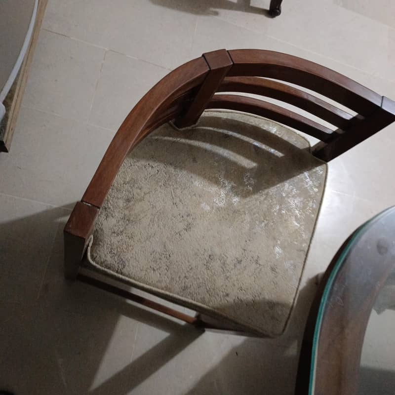 MODERN TABLE 2