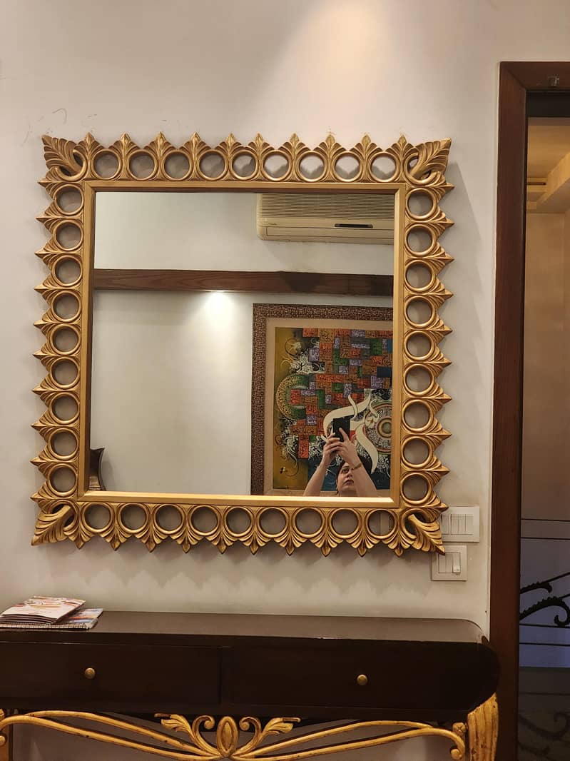console n mirror 2