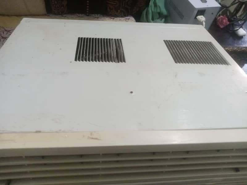good condition window ac 5