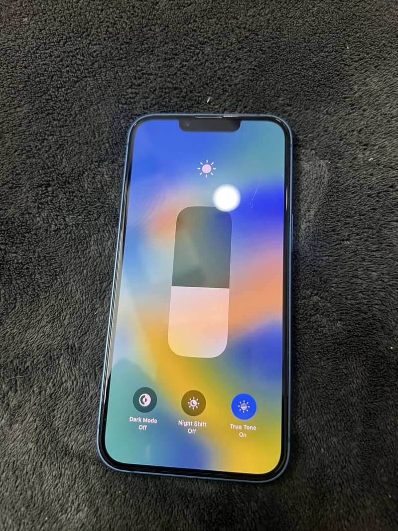 IPhone 13 6