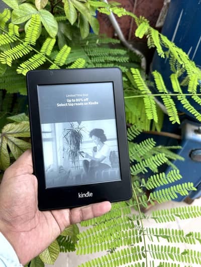 Amazom Kindle (Book Reader)