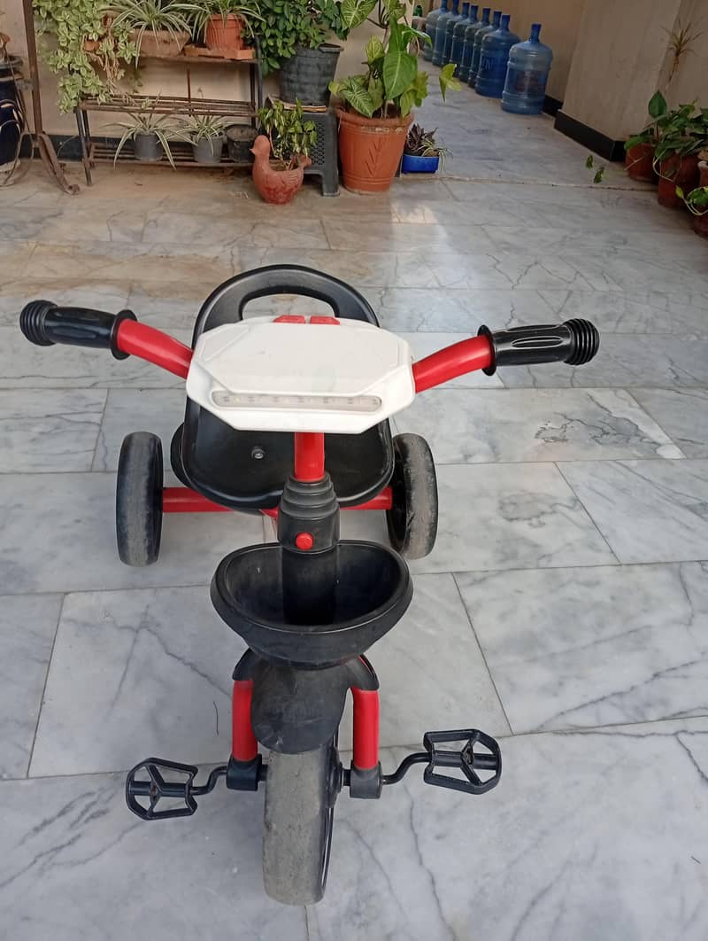 tricycle 0