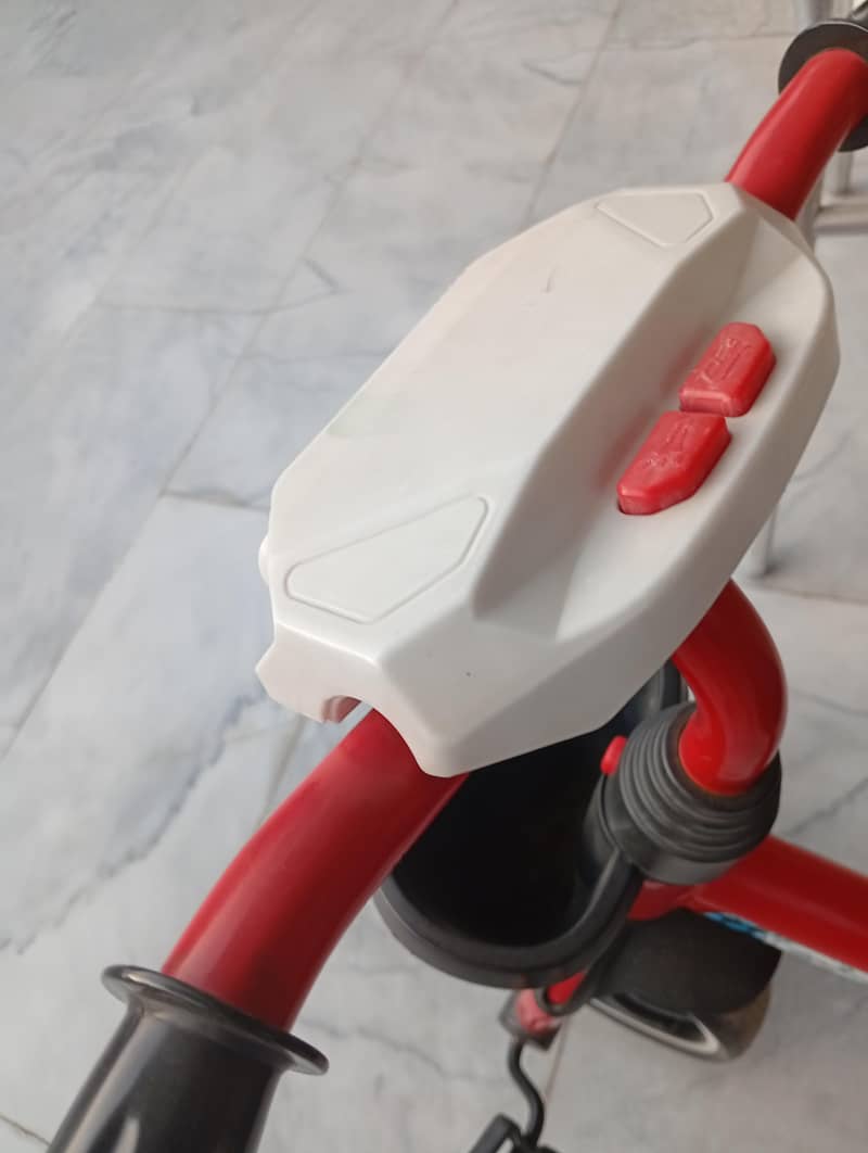 tricycle 9