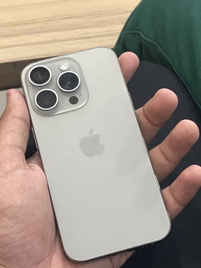 Apple iPhone 15 Pro