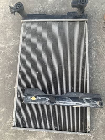 Used radiator for grande