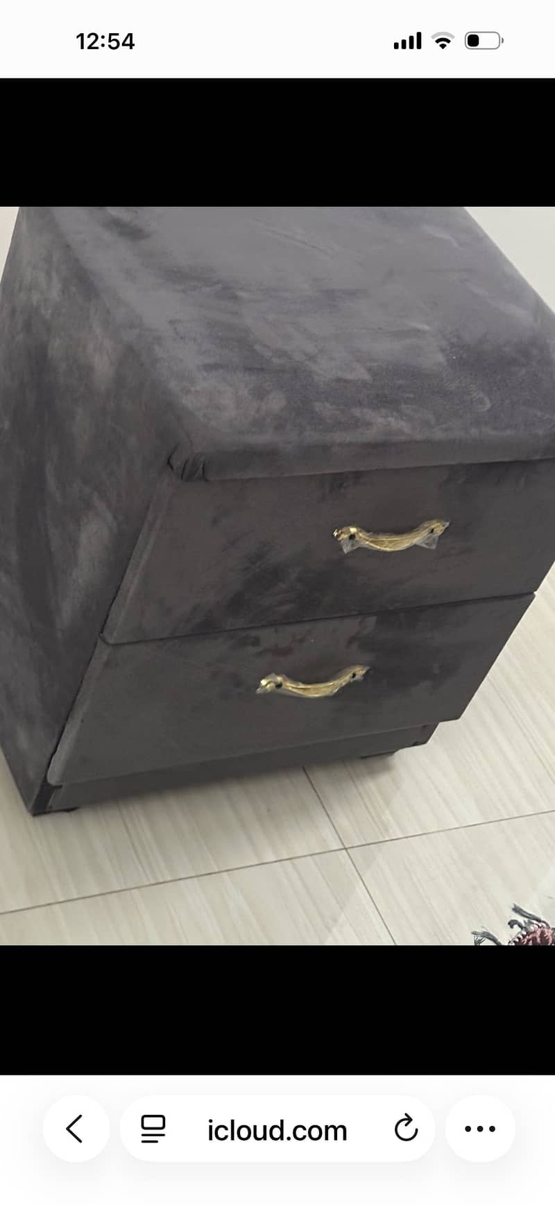 2 single bed with one Side table 1