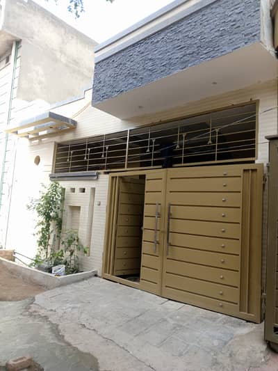 Single story 5 Marla House Bijli Pani Gas available Tahir Khan 03115850472