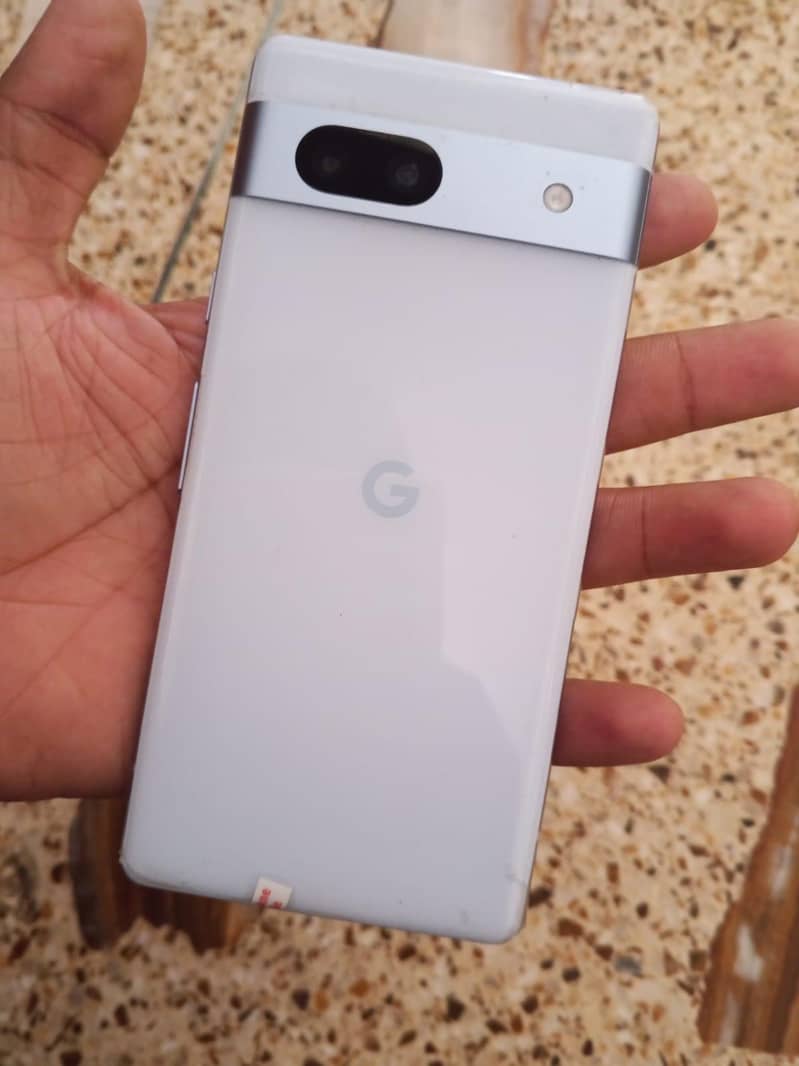 Google Pixel 7a 4