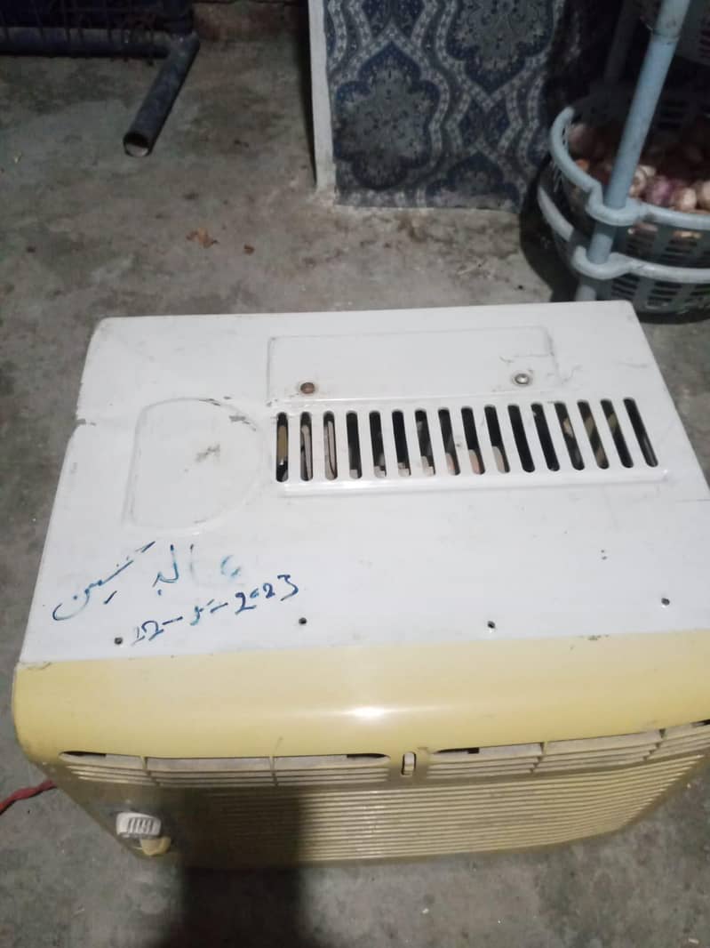 split Ac 0