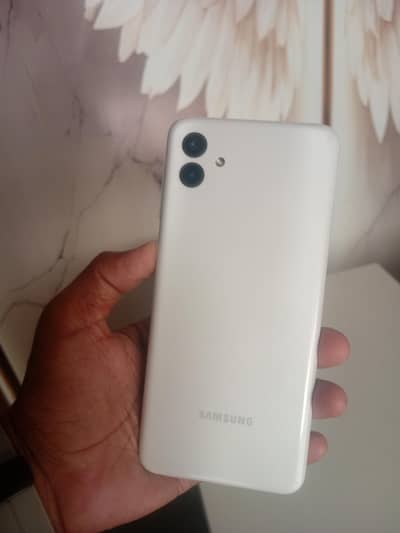 Samsung Mobile A04